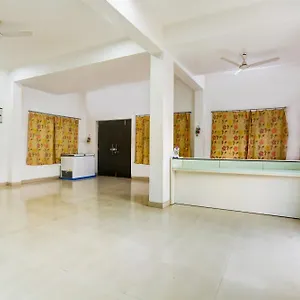 Super O Goverdhan Hotel